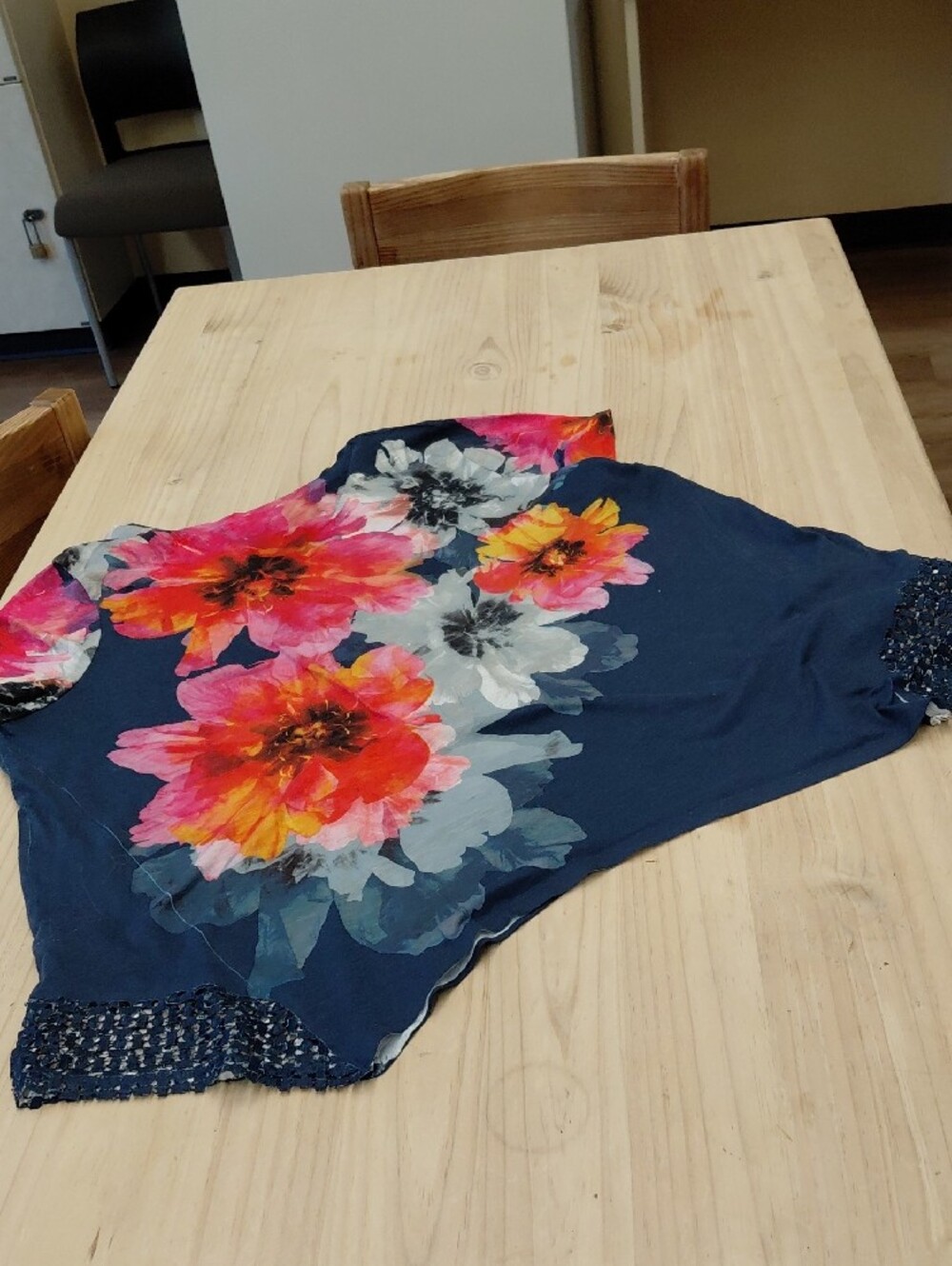 Time And True 3x Beautiful Floral Top
